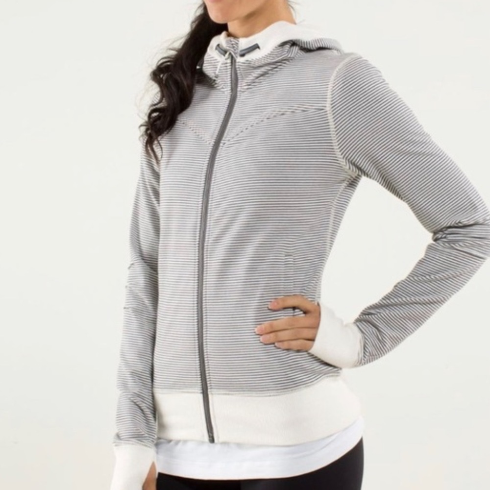 Lululemon Bliss Zip Up Hoodie size 8